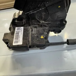 SERRATURA POSTERIORE SX SSANGYONG TIVOLI 2015>